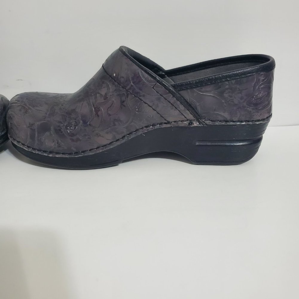 Dansko Xp Professional Clog Gray Tooled Leather E… - image 6
